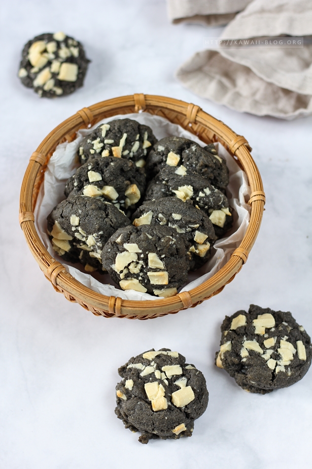 Black Sesame Cookies