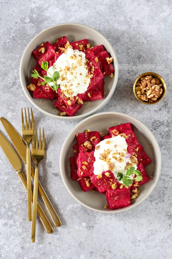 Pink Pasta mit Burrata