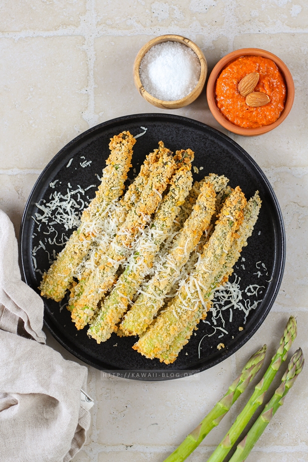 Spargel in Knusperpanade