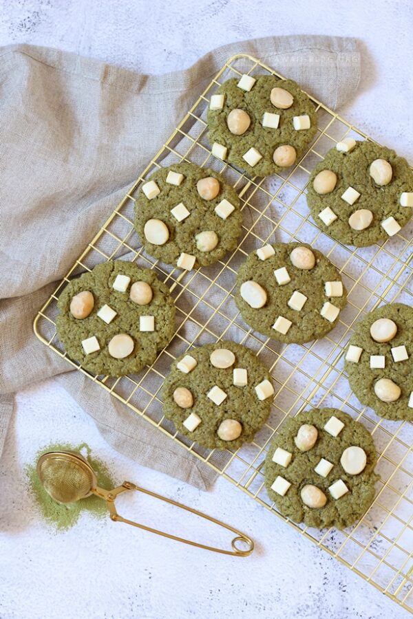 Matcha Cookies mit macadamia