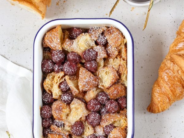 Croissant Auflauf mit Kirschen